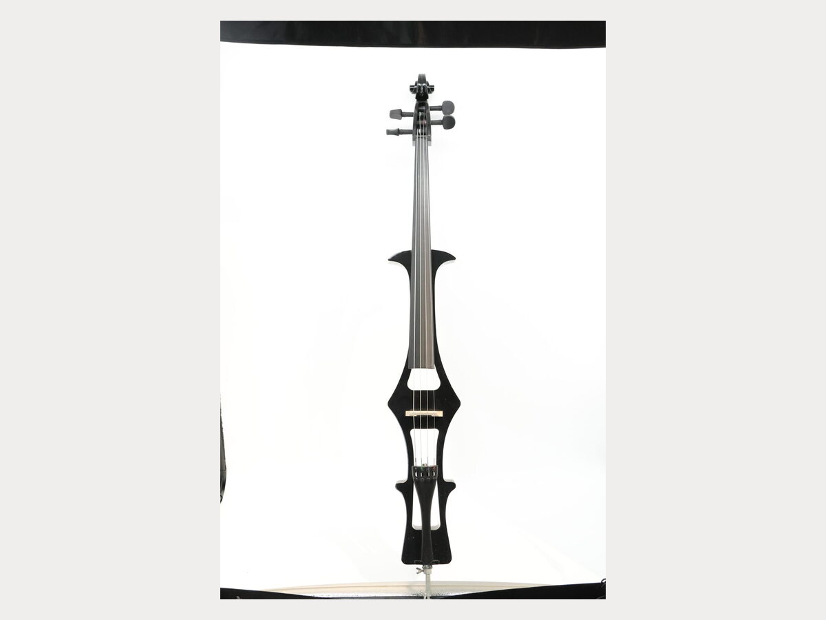 Electric cello